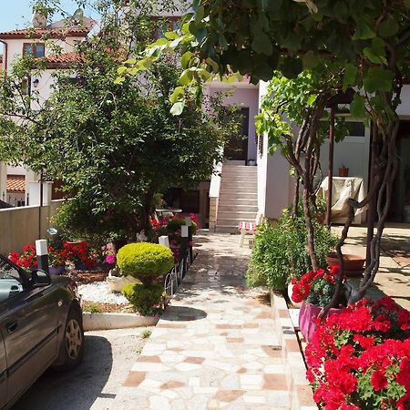 Apartments Zufic Štinjan المظهر الخارجي الصورة