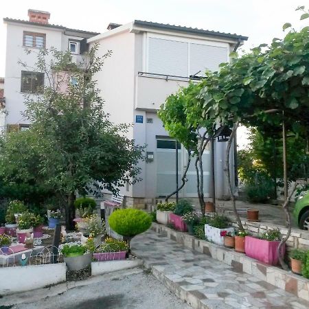 Apartments Zufic Štinjan المظهر الخارجي الصورة