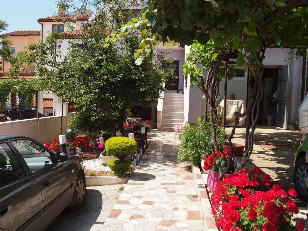 Apartments Zufic Štinjan المظهر الخارجي الصورة